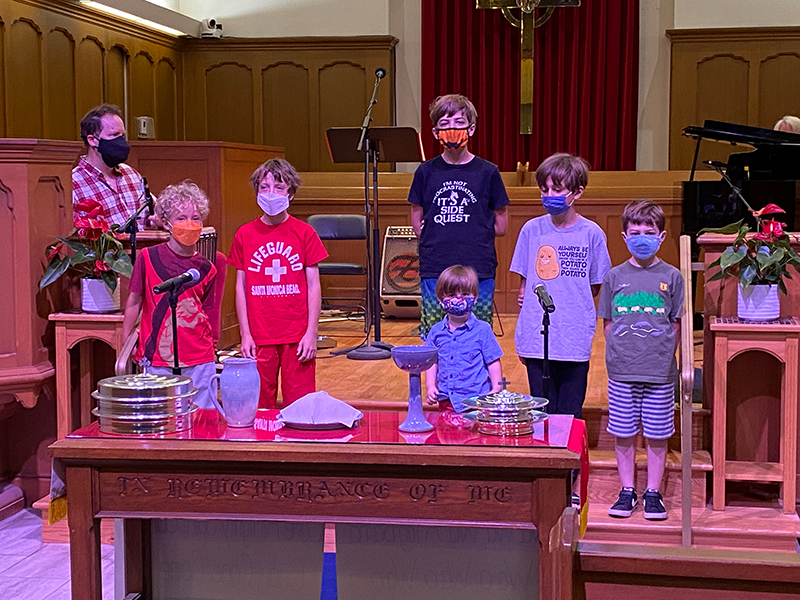 Children with altar at Easter service